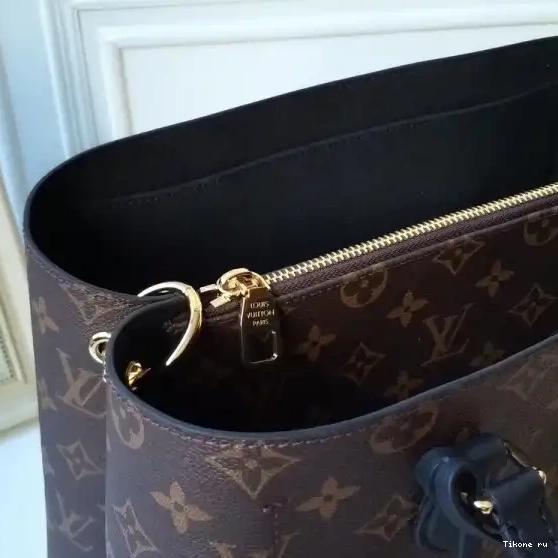 Affordable FLOWER TOTE Louis Vuitton 0522
